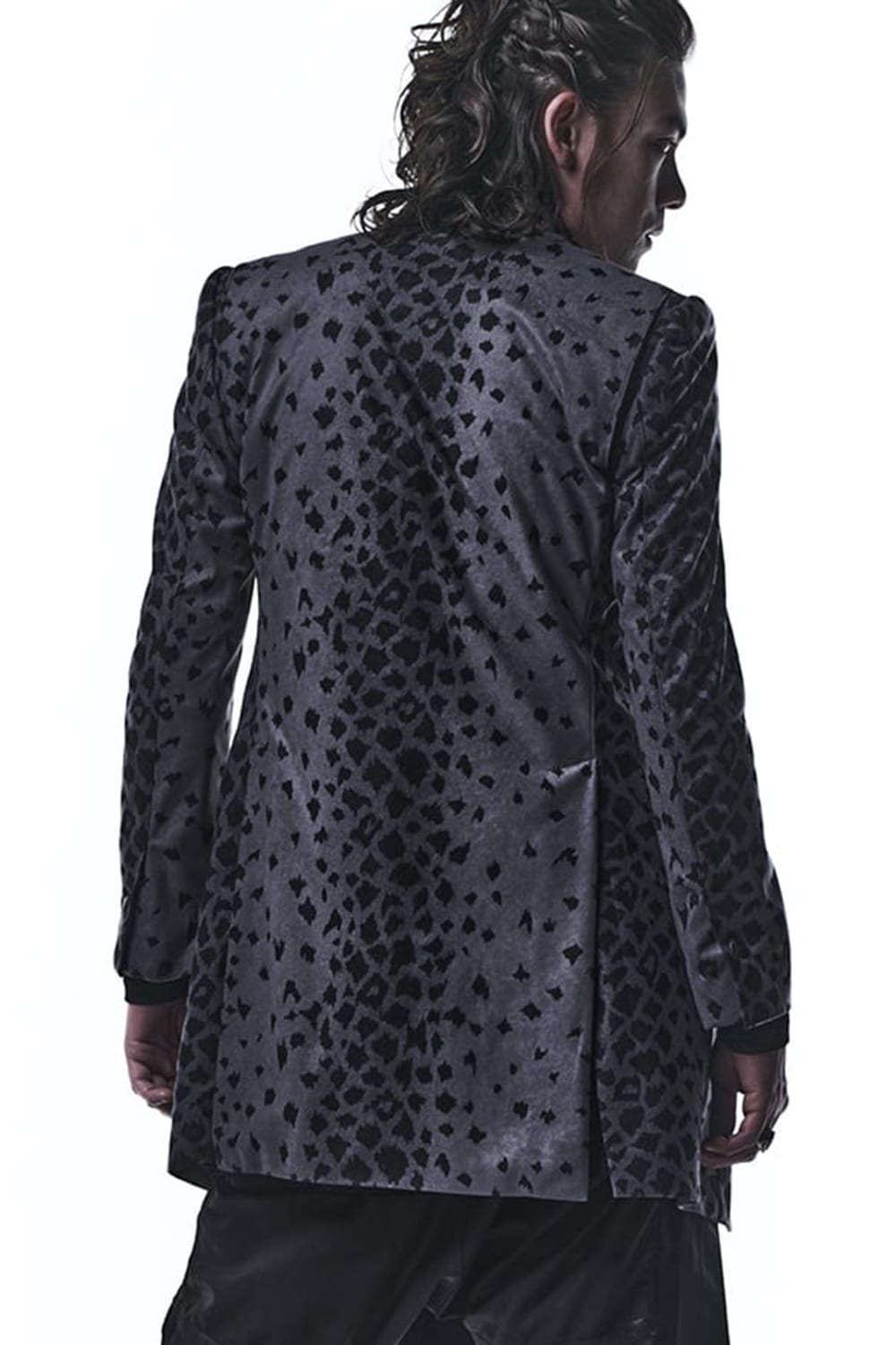 レオパード スエード ピークド ロングジャケット グレー