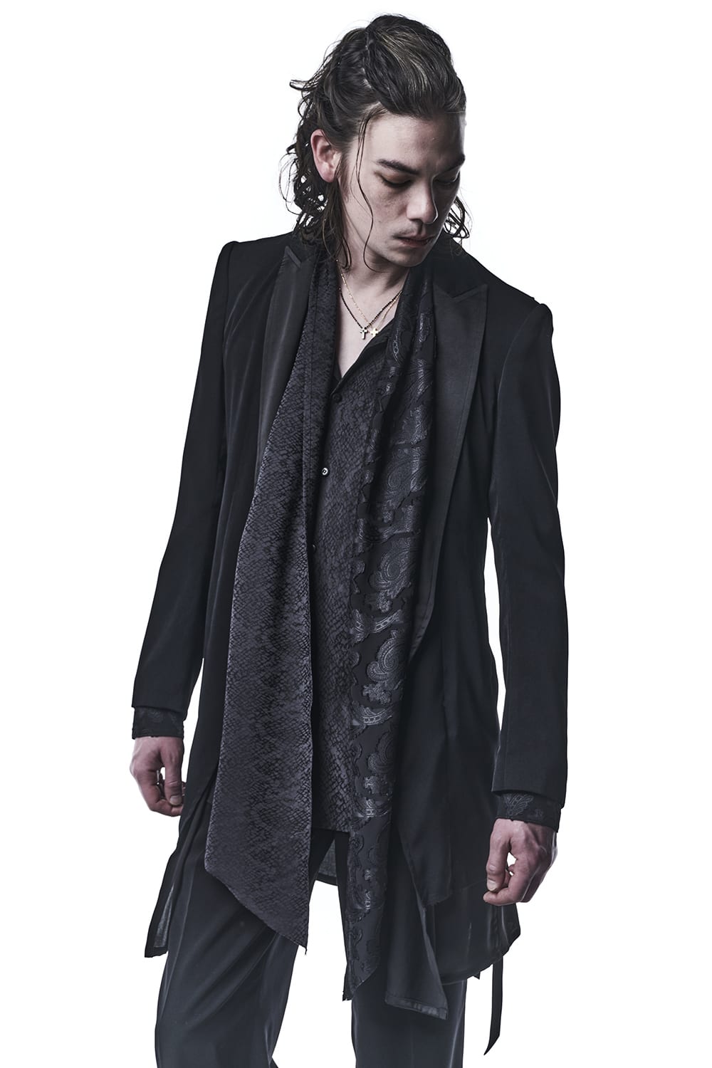 Layerd Peaked Jacket