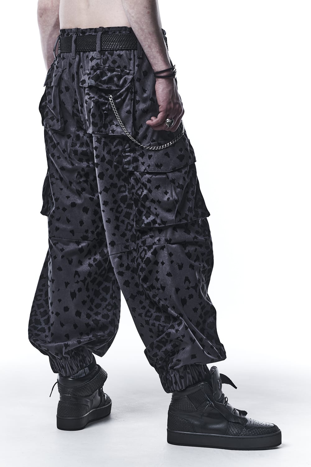 レオパード スエード ワイドカーゴパンツ グレー