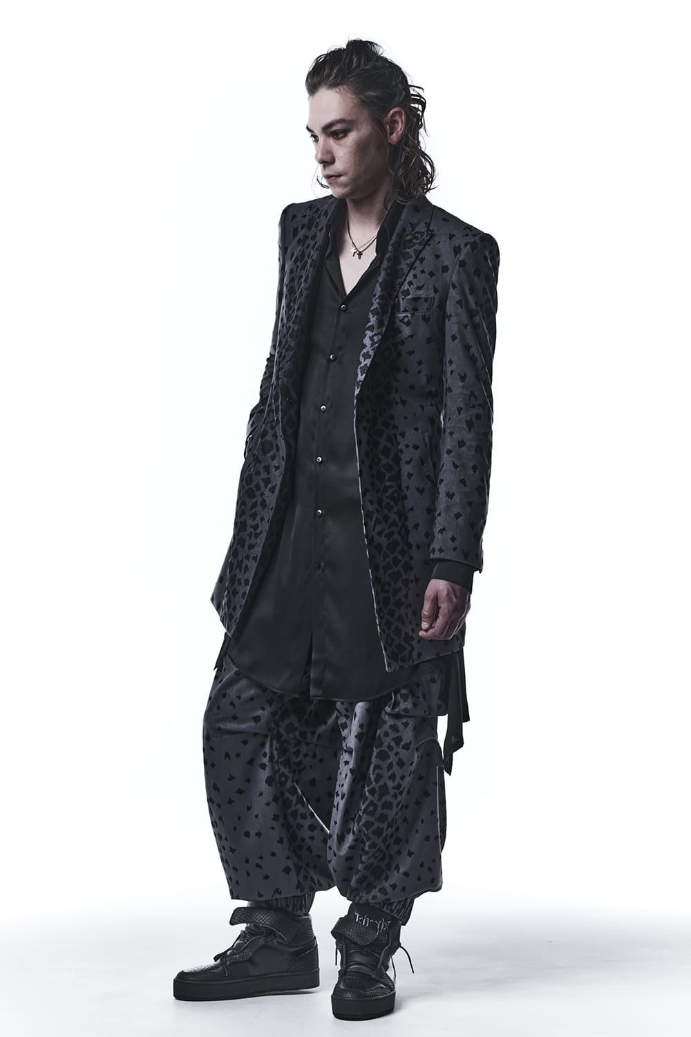 レオパード スエード ワイドカーゴパンツ グレー