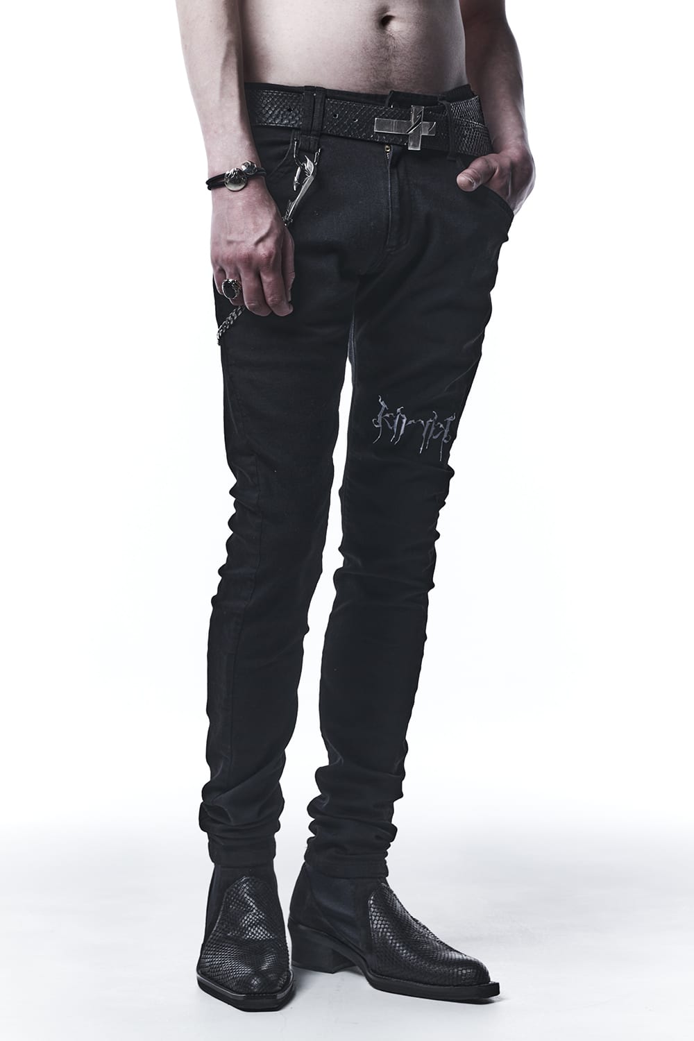 Curve Denim Pants With Embroidery