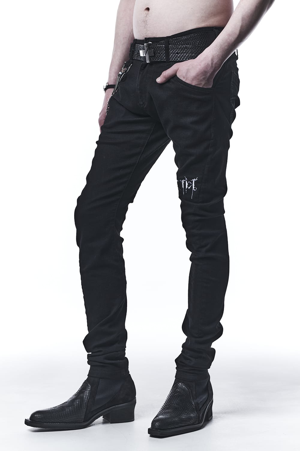 Curve Denim Pants With Embroidery