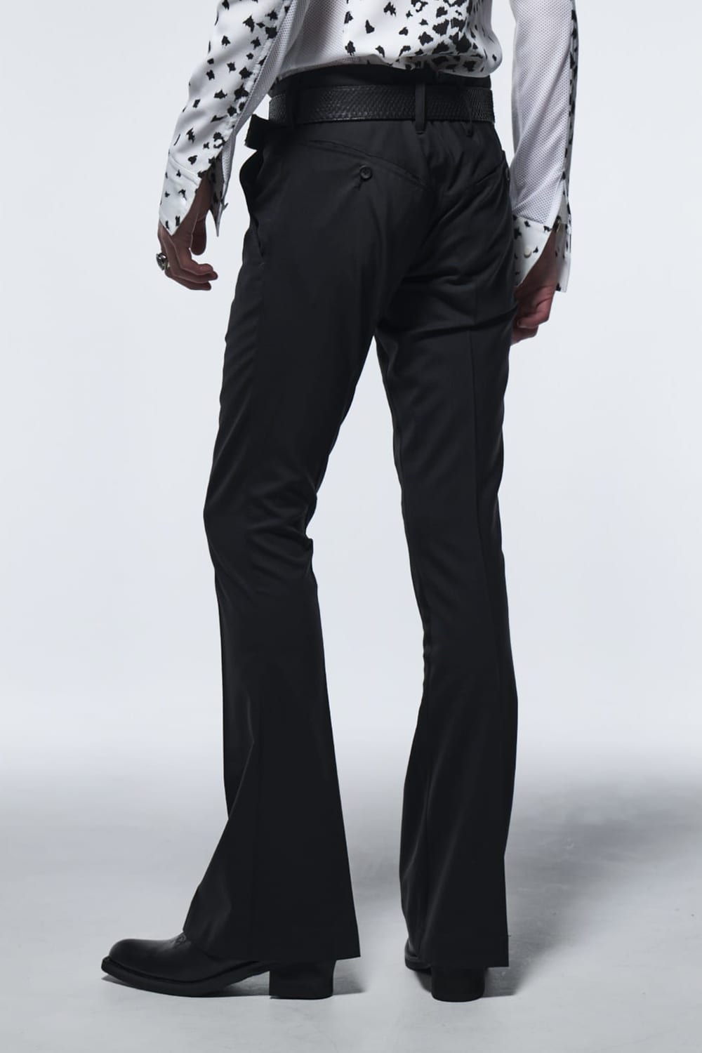 In Side TP Flare Slacks Black