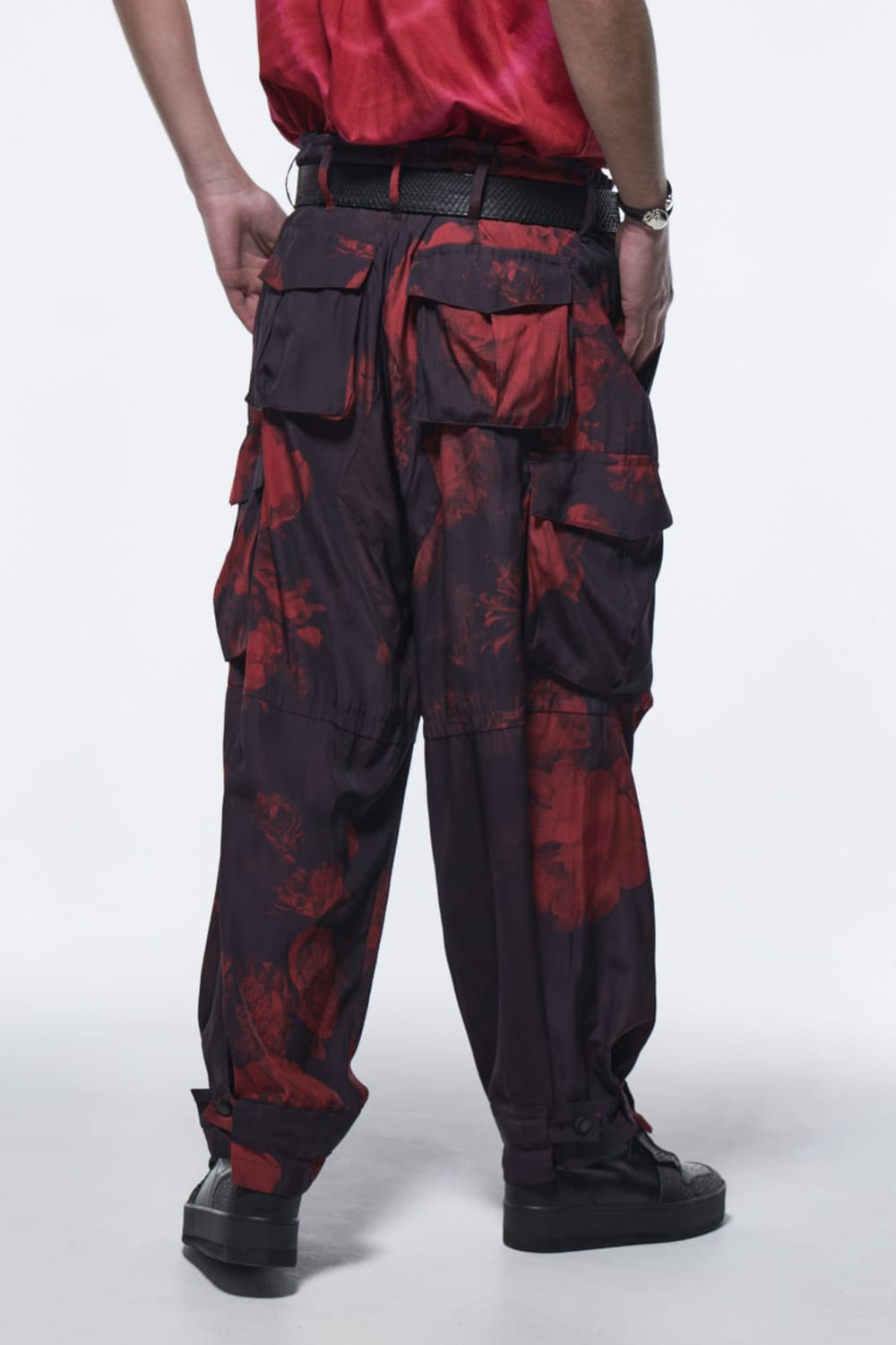 Wide Cargo Pants Black & Red