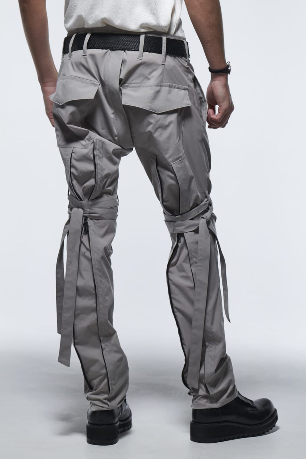 Zipp Bondage Pants Gray Beige