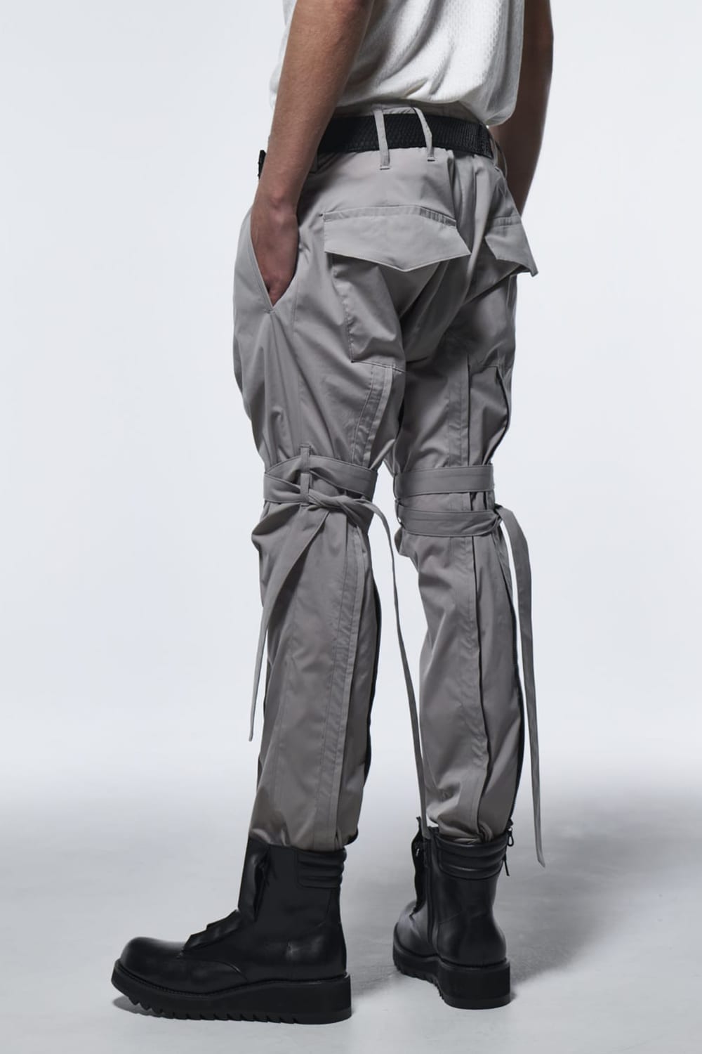 Zipp Bondage Pants Gray Beige