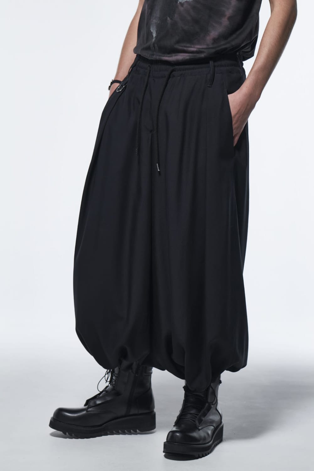 Sharring Wide Tuck Slacks