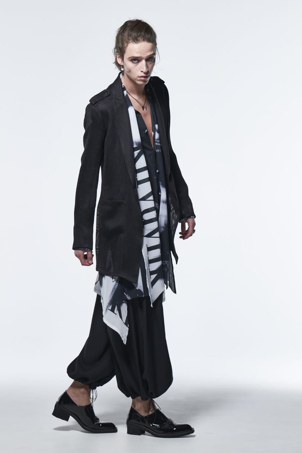 Sharring Wide Tuck Slacks