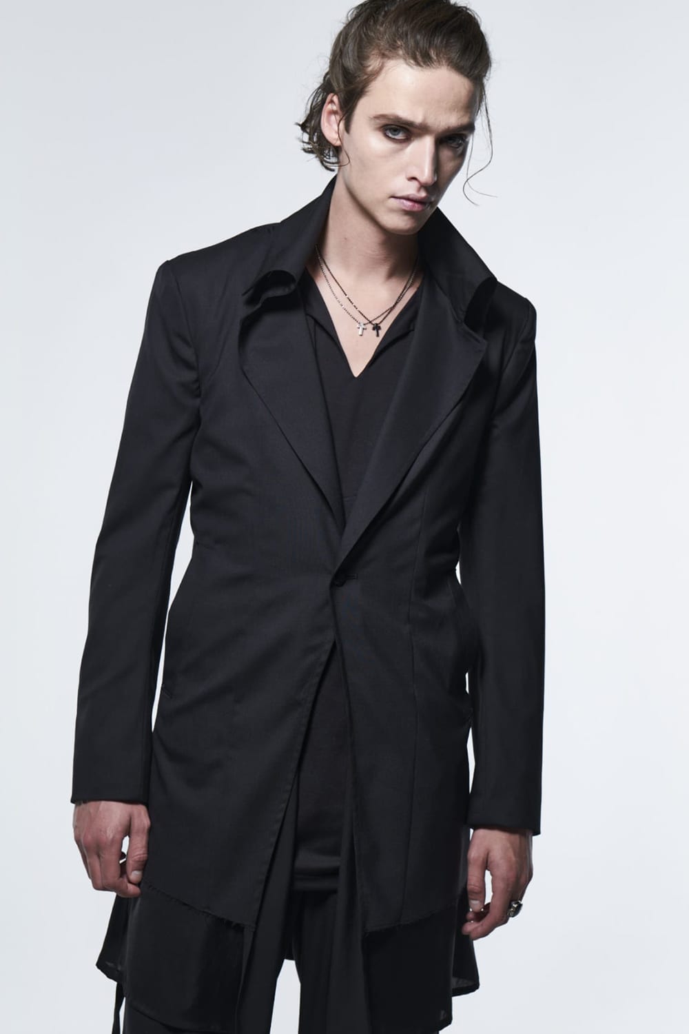 Piping Slit T-Shirt Black