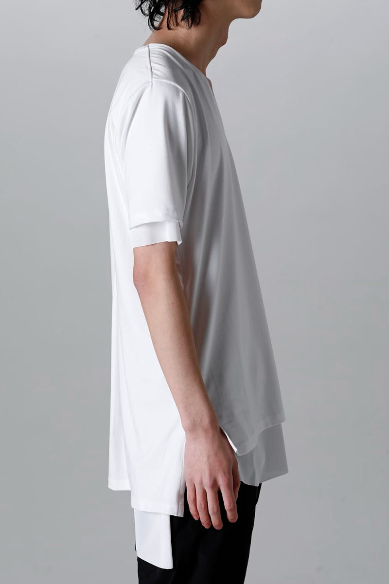 V-neck layered T-shirts White & White