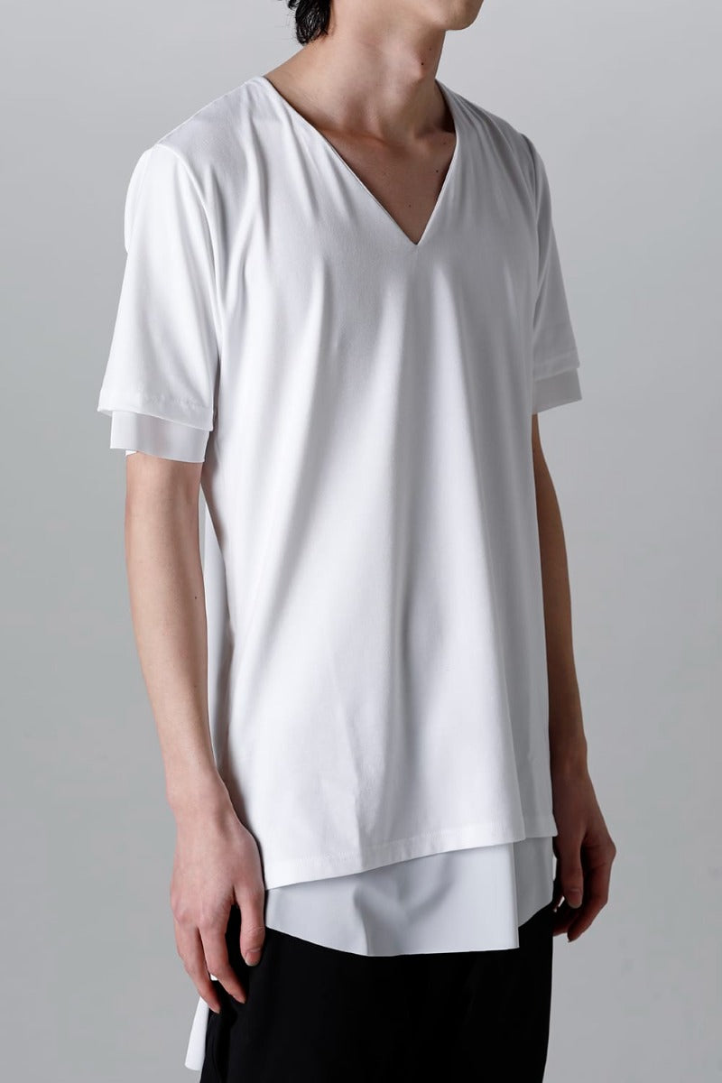 V-neck layered T-shirts White & White