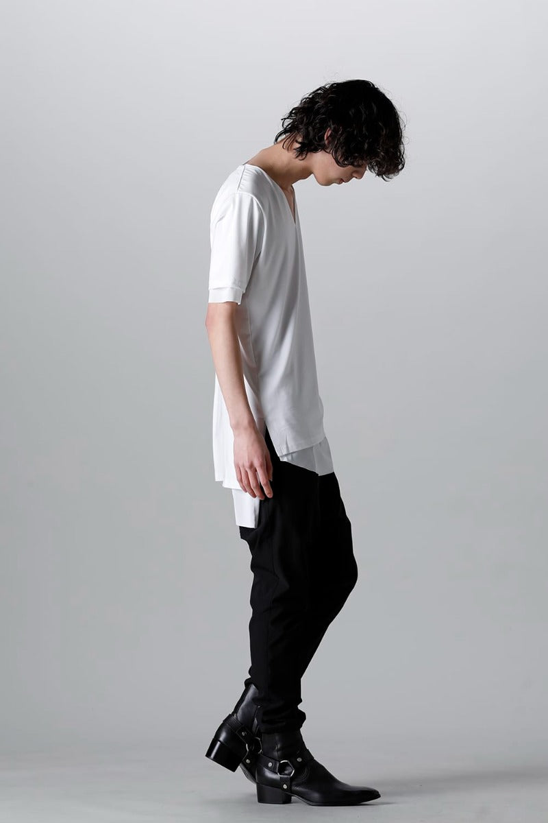 V-neck layered T-shirts White & White