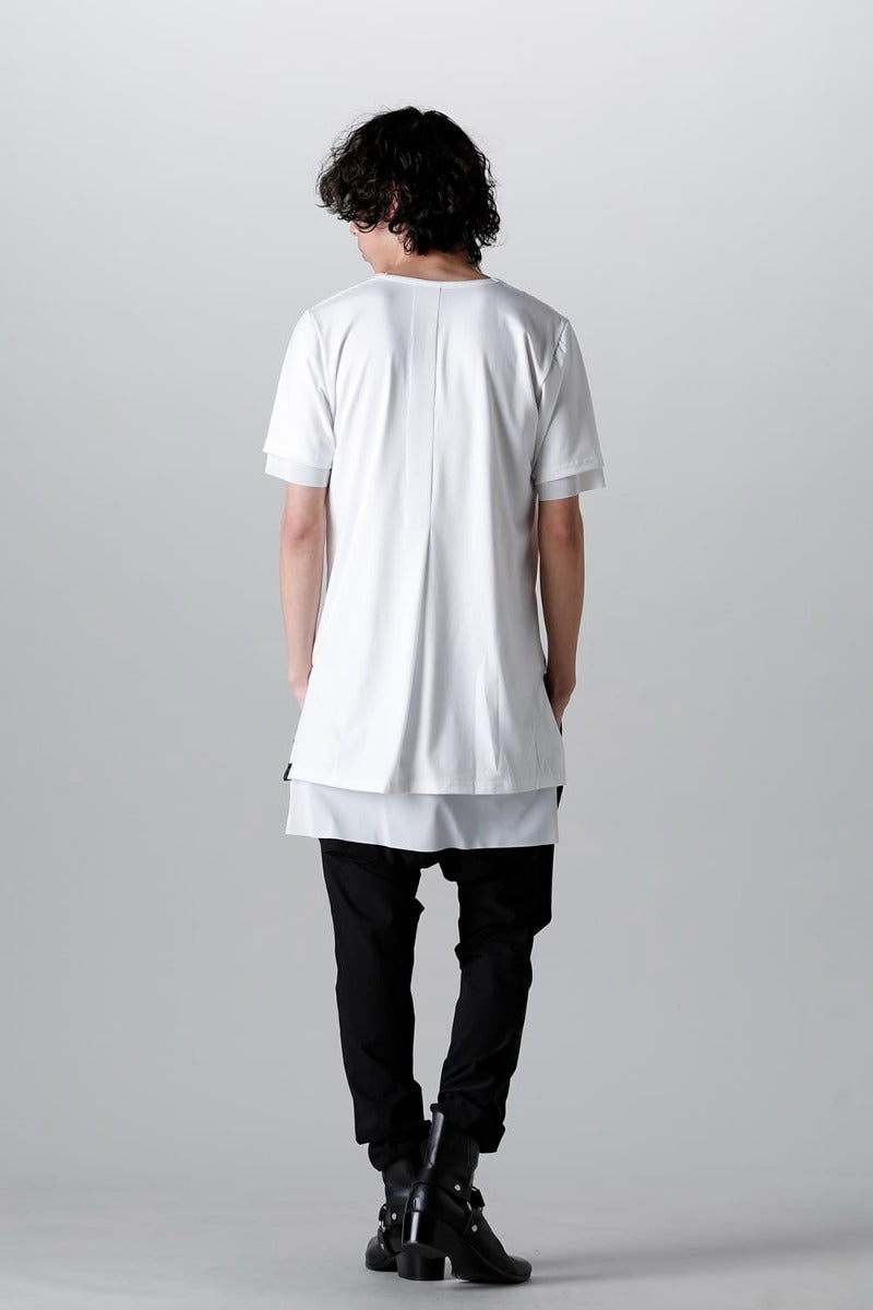 V-neck layered T-shirts White & White