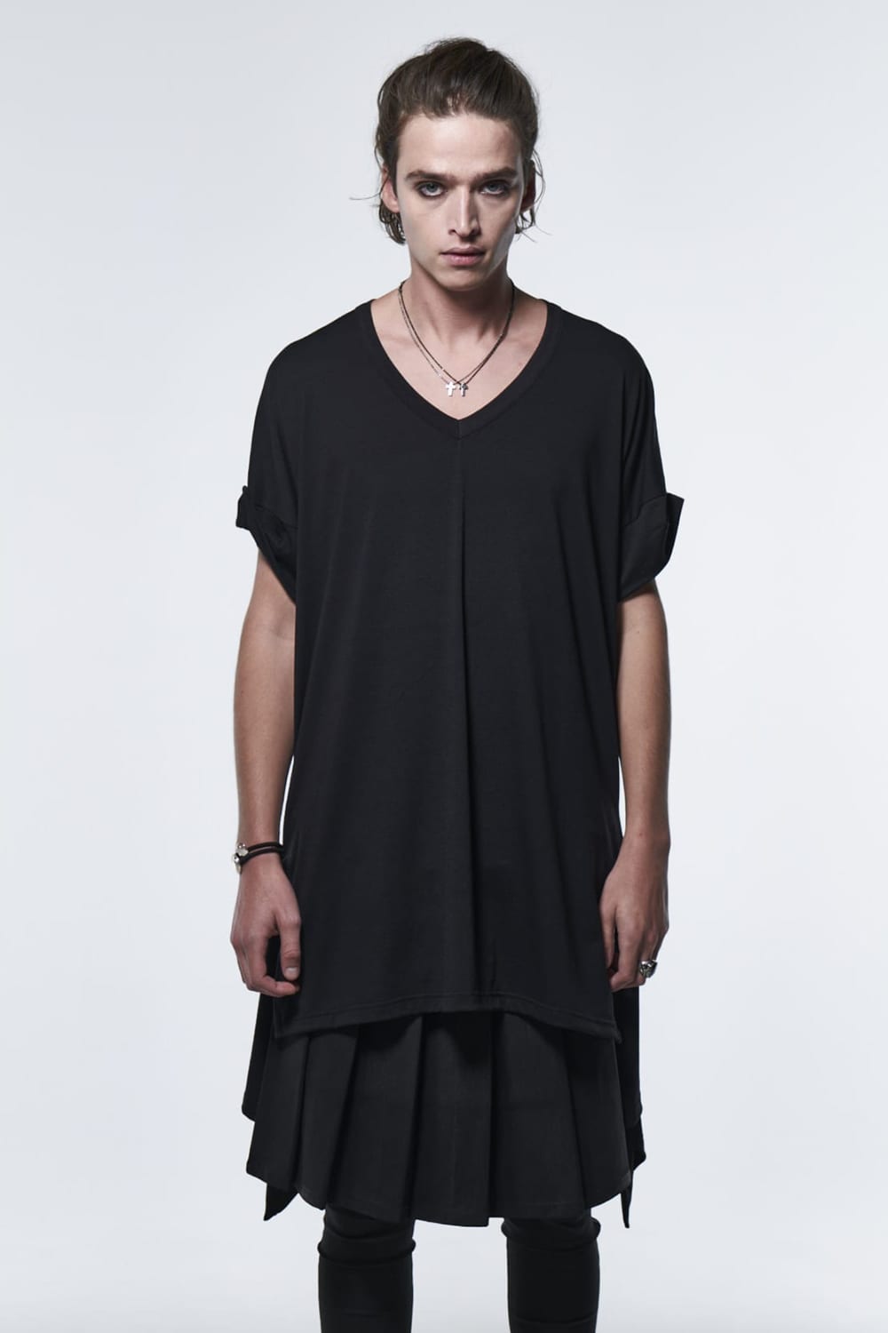 Flare V-Neck T-Shirt Black