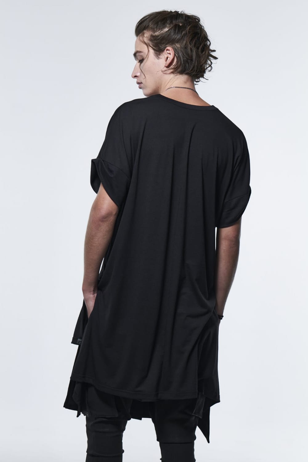 Flare V-Neck T-Shirt Black