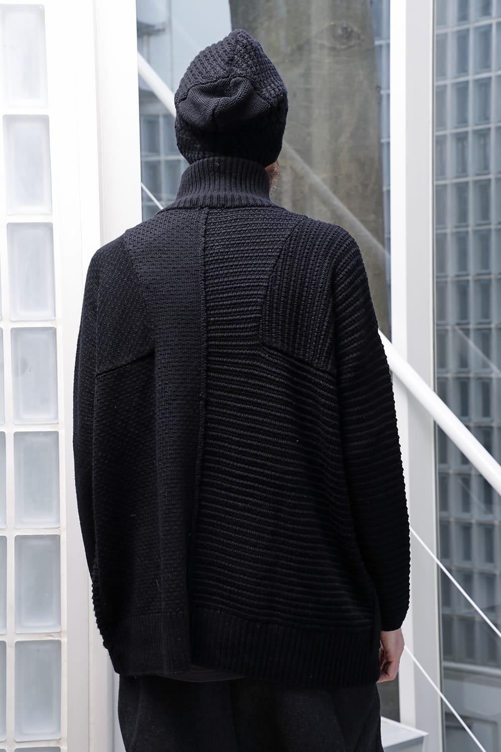 High neck knit merino wool Black