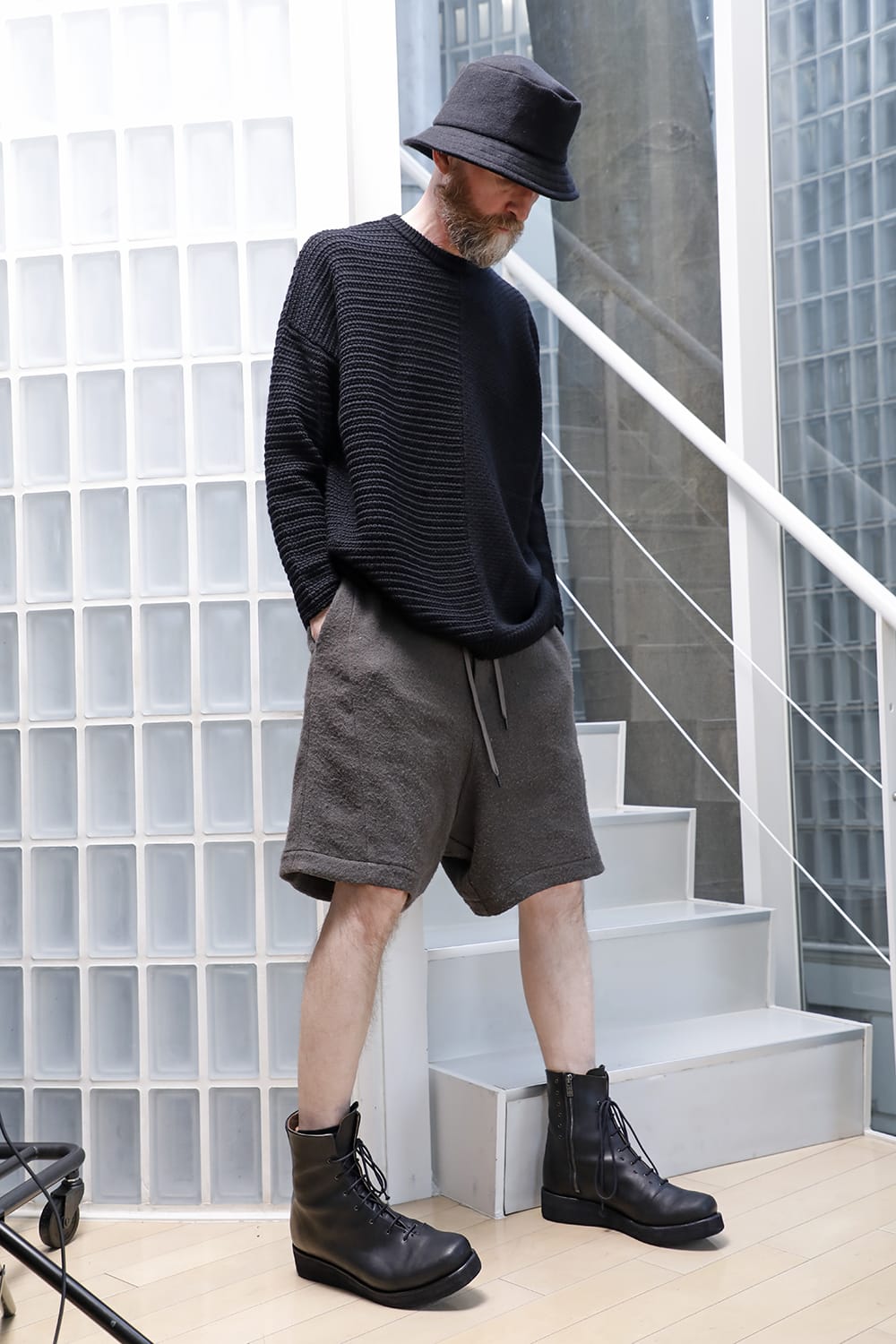 プルオーバー ニット メリノ ウール ブラック