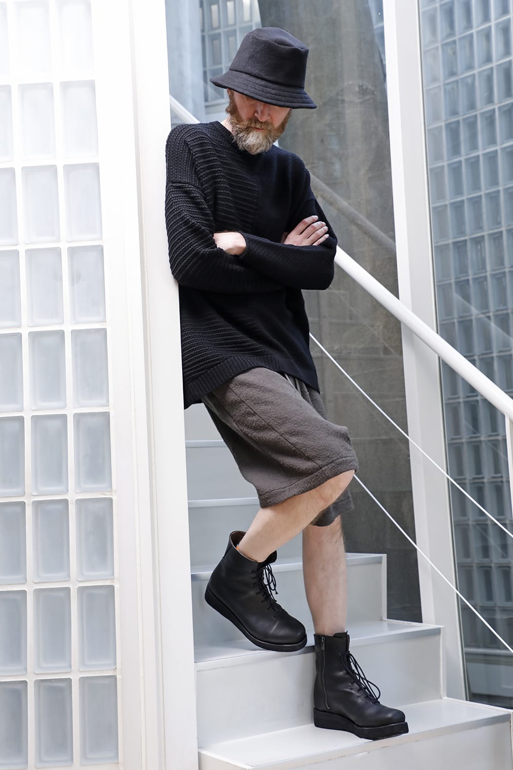 プルオーバー ニット メリノ ウール ブラック