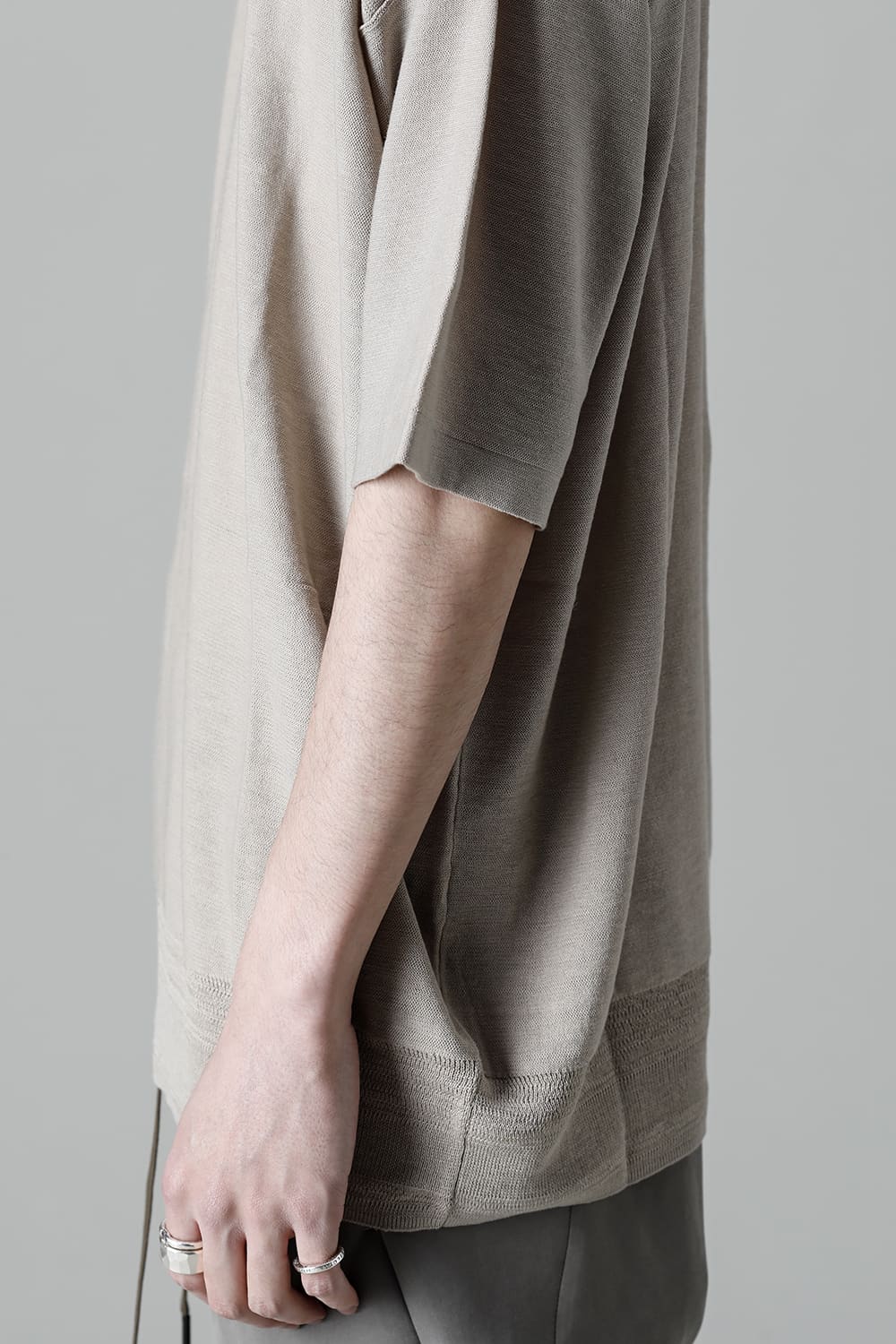 ルーズフィット ニットショートスリーブ シルク/コットン  ベージュグレー
