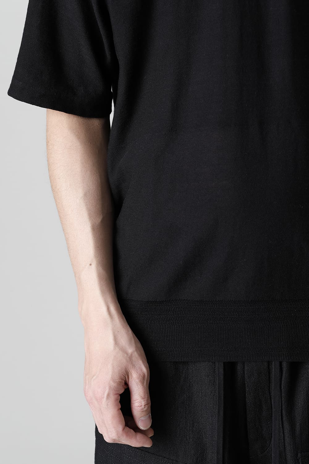 ルーズフィット ニットショートスリーブ シルク/コットン  ブラック