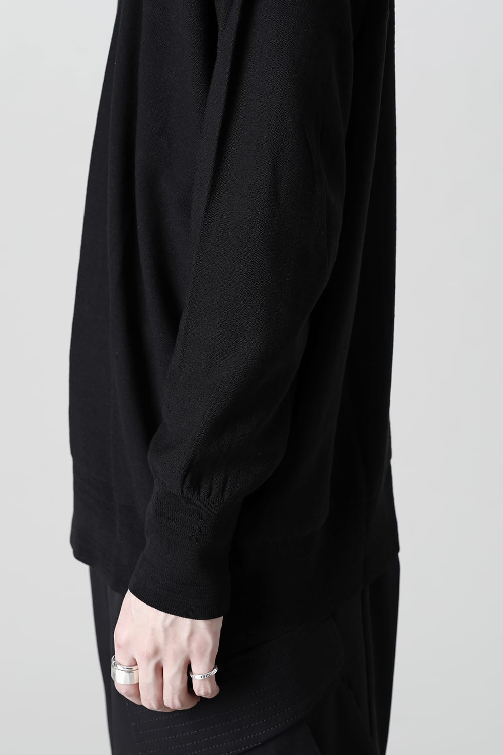 ルーズフィット ニットロングスリーブ シルク/コットン  ブラック