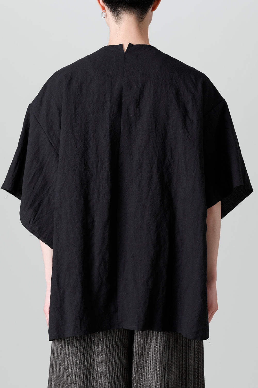 Hakobera Pullover Black
