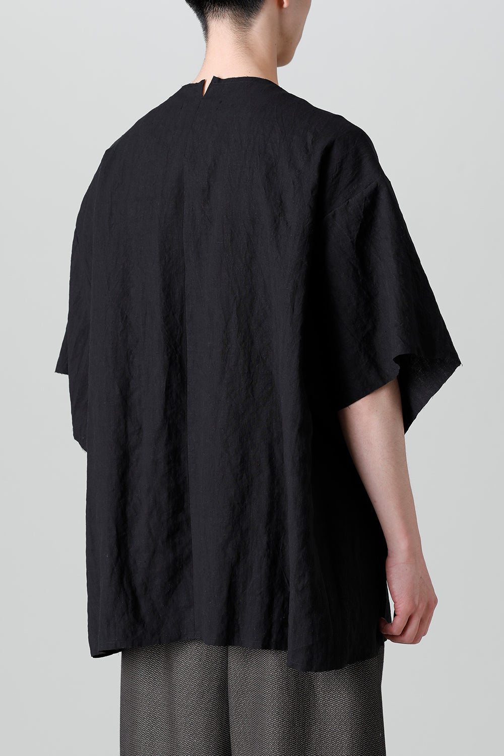 Hakobera Pullover Black