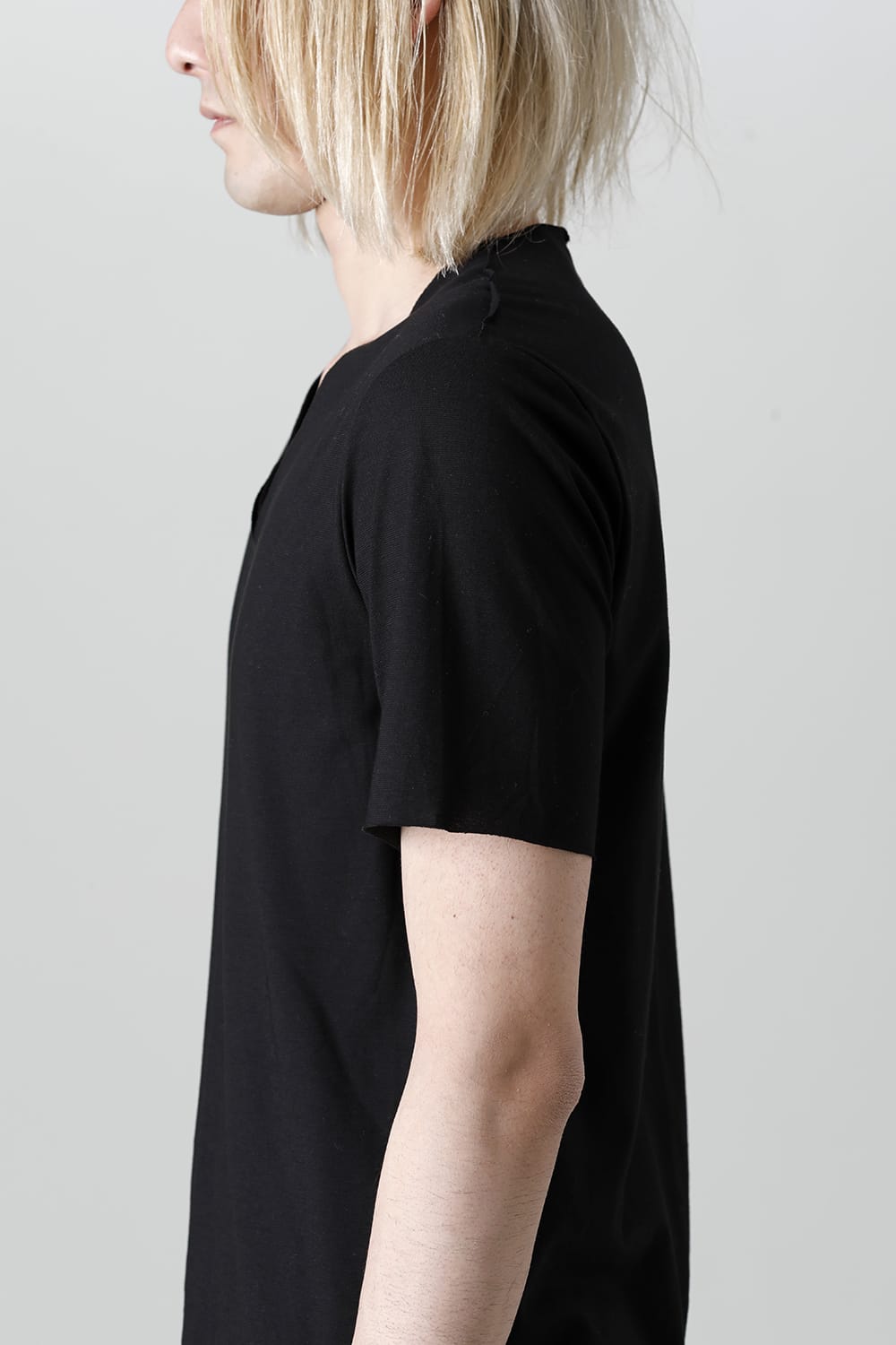 Layered Cutsew 1st(V-Neck) Black