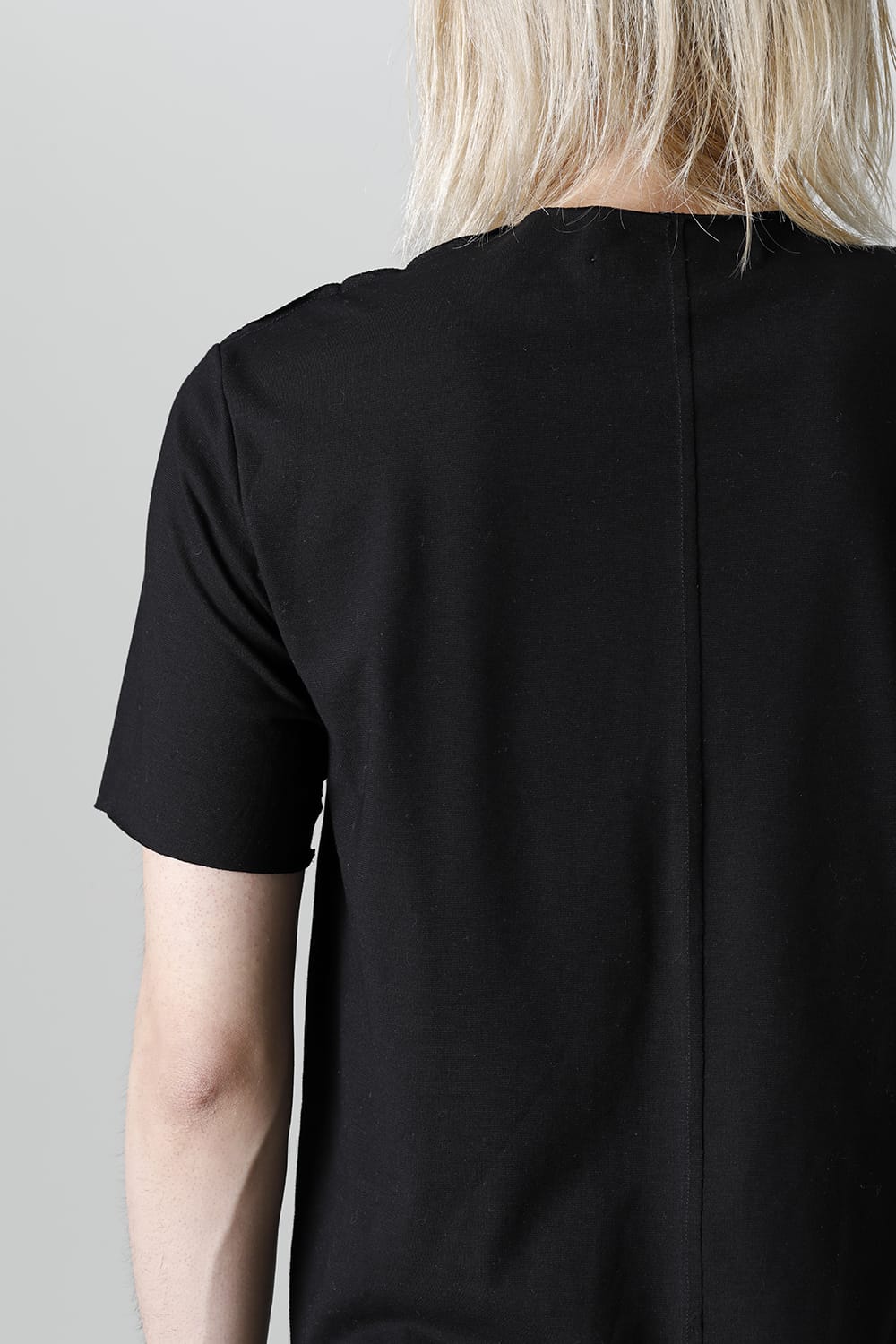 Layered Cutsew 1st(V-Neck) Black