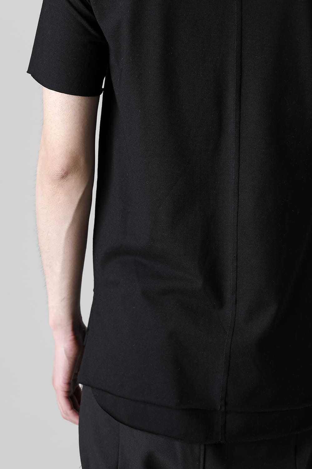 Layered Cutsew 1st(V-Neck) Black