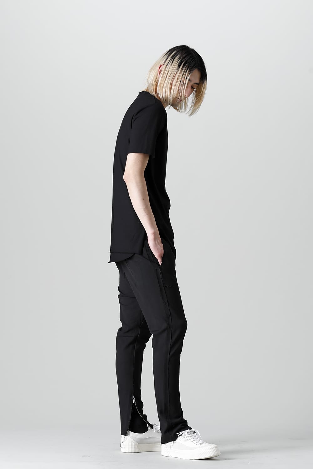 Layered Cutsew 1st(V-Neck) Black