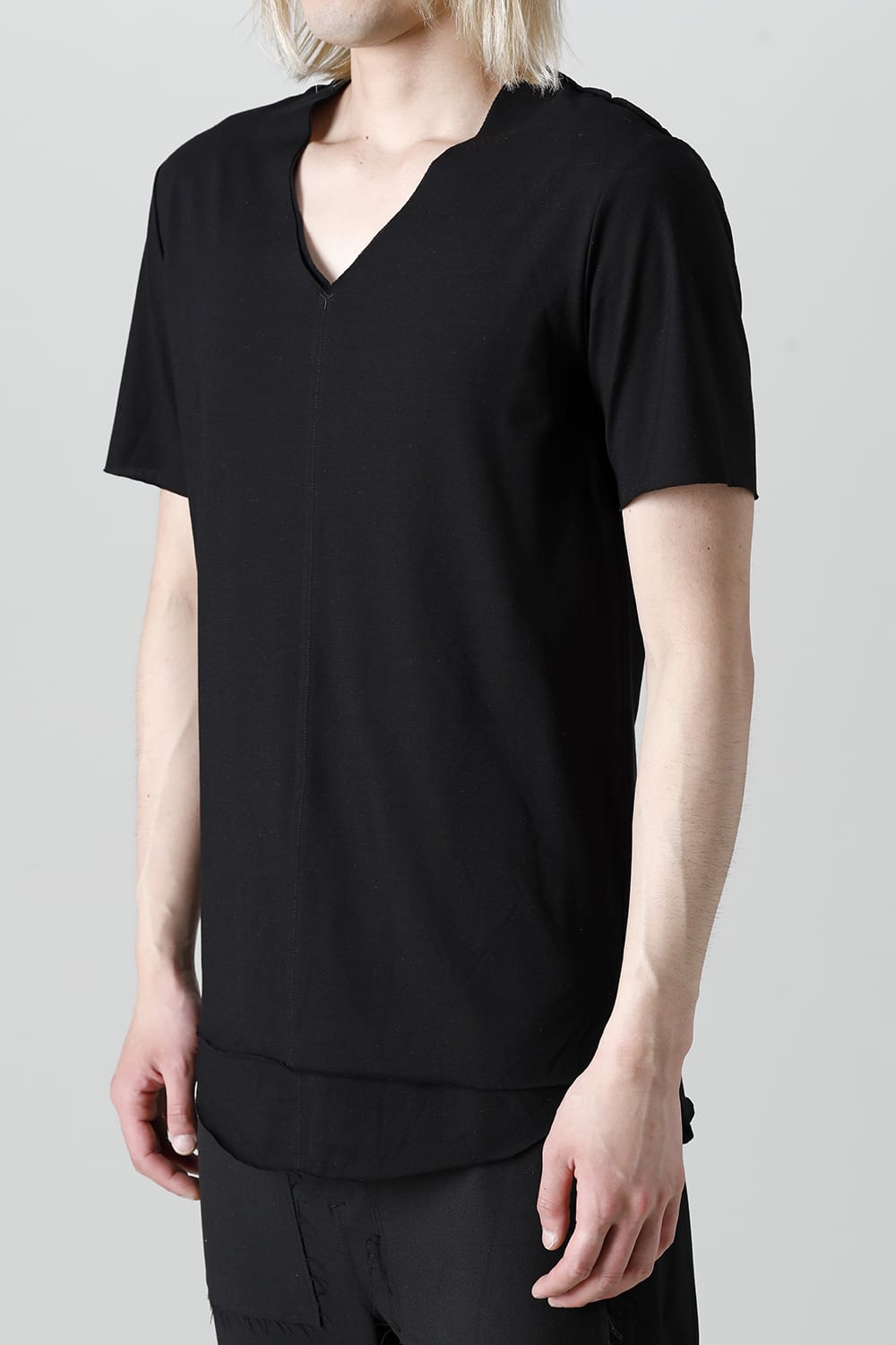 Layered Cutsew 1st(V-Neck) Black
