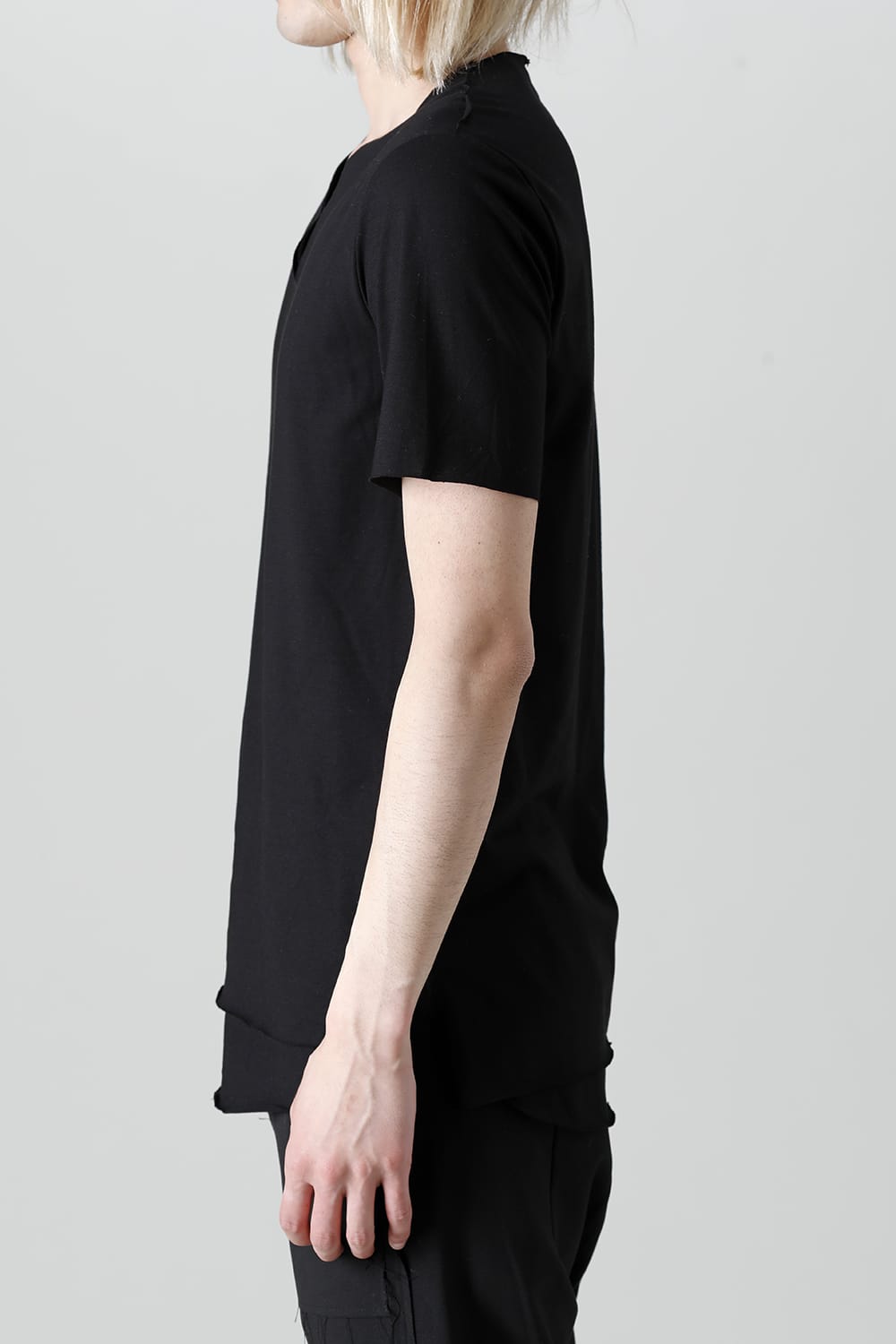 Layered Cutsew 1st(V-Neck) Black