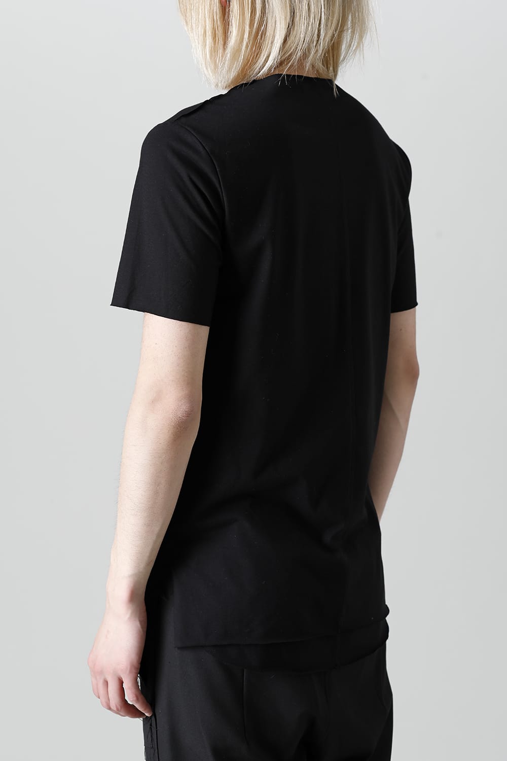 Layered Cutsew 1st(V-Neck) Black