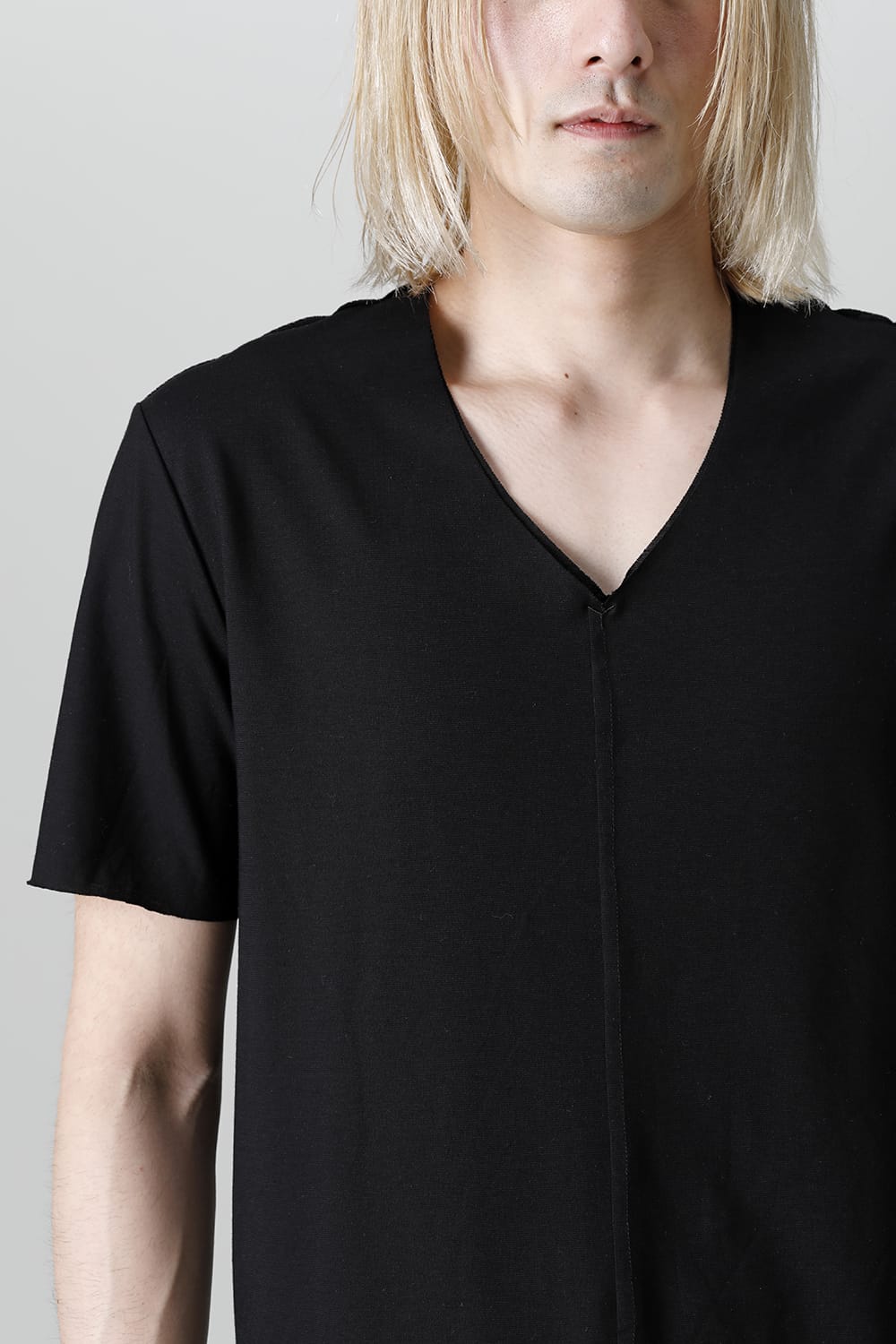 Layered Cutsew 1st(V-Neck) Black
