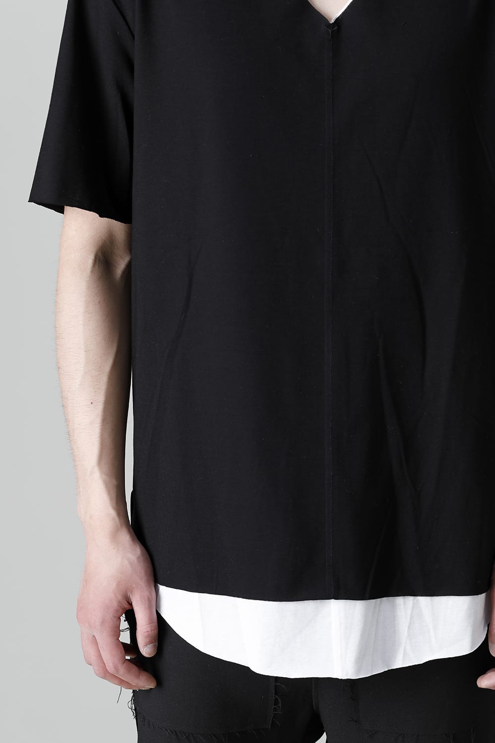 Layered Cutsew 6th(V-Neck Oversize) Black/White