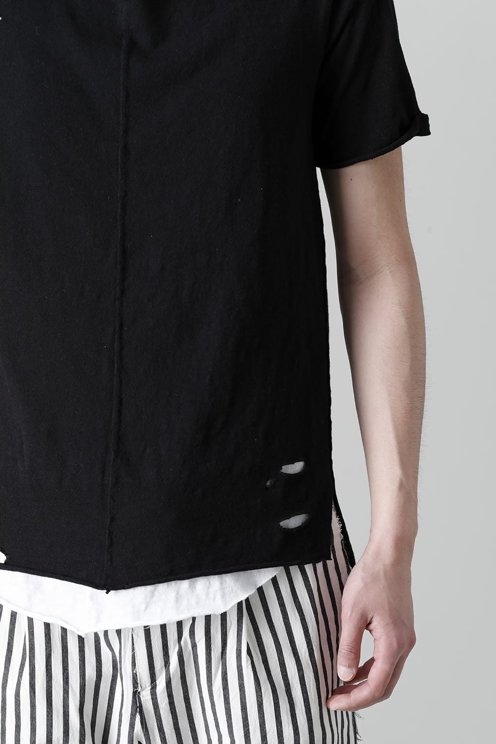 レイヤード カットソー 5th Cネック ブロークン ブラック/ホワイト