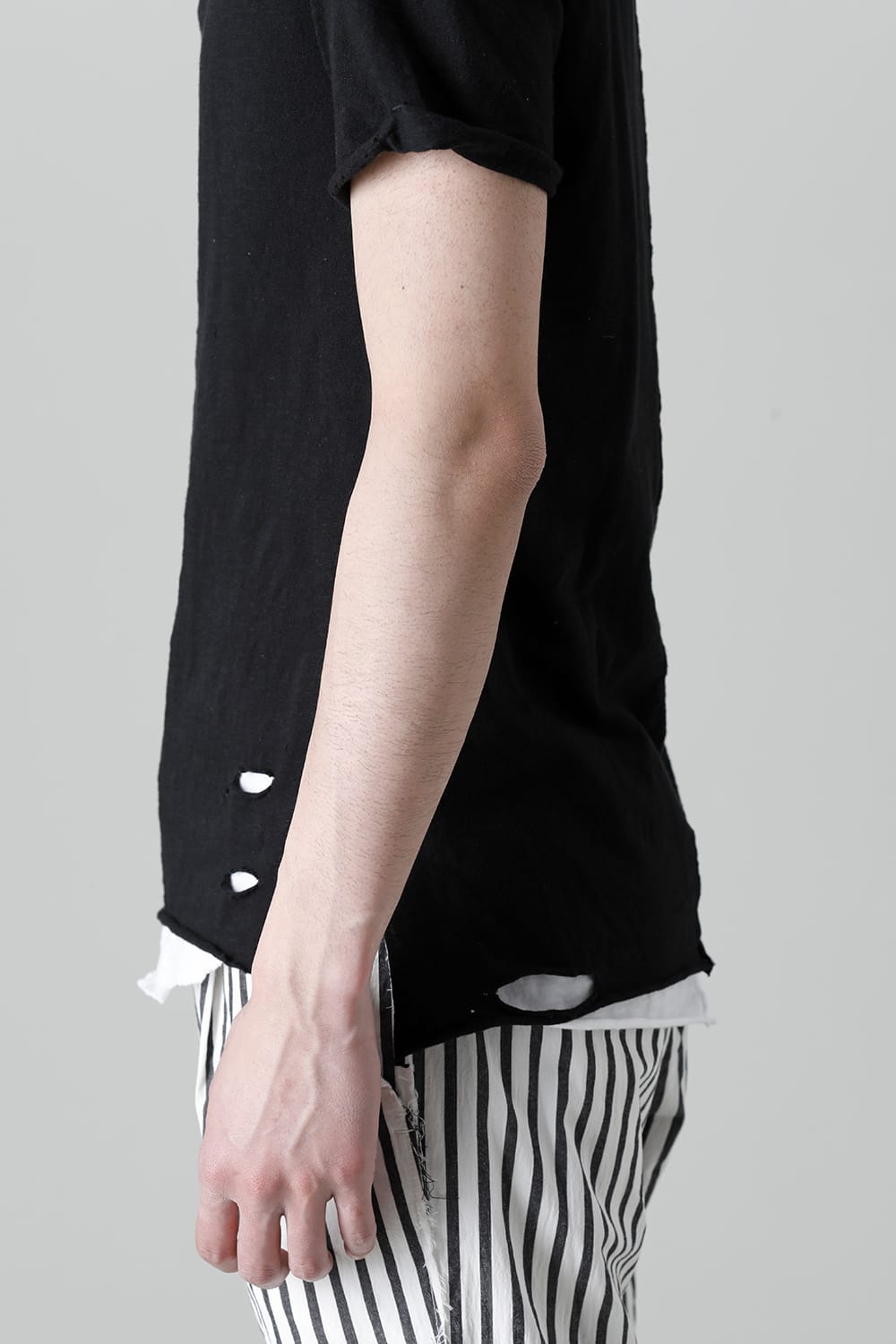 レイヤード カットソー 5th Cネック ブロークン ブラック/ホワイト