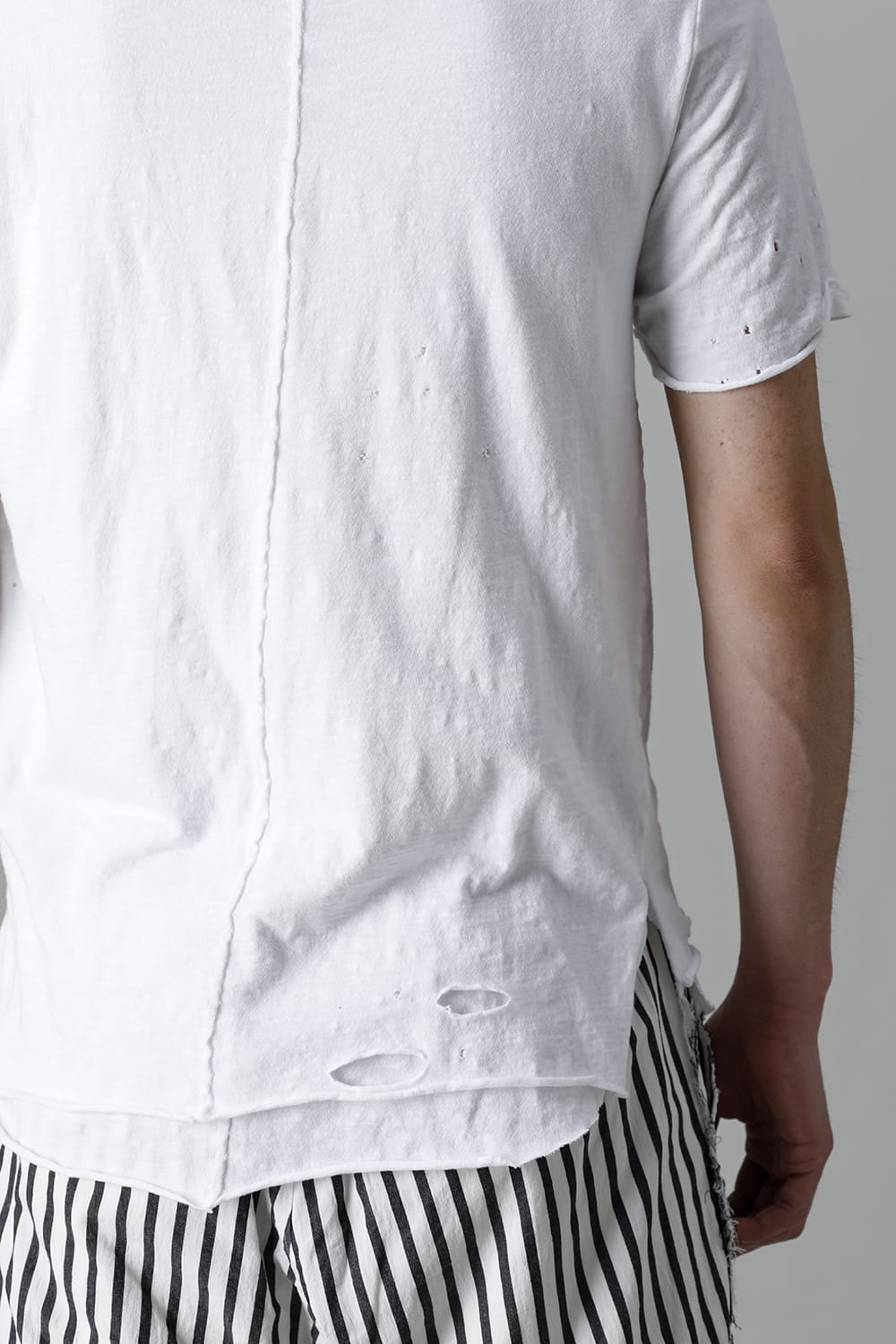Layered Cutsew 5th C-Neck Broken White