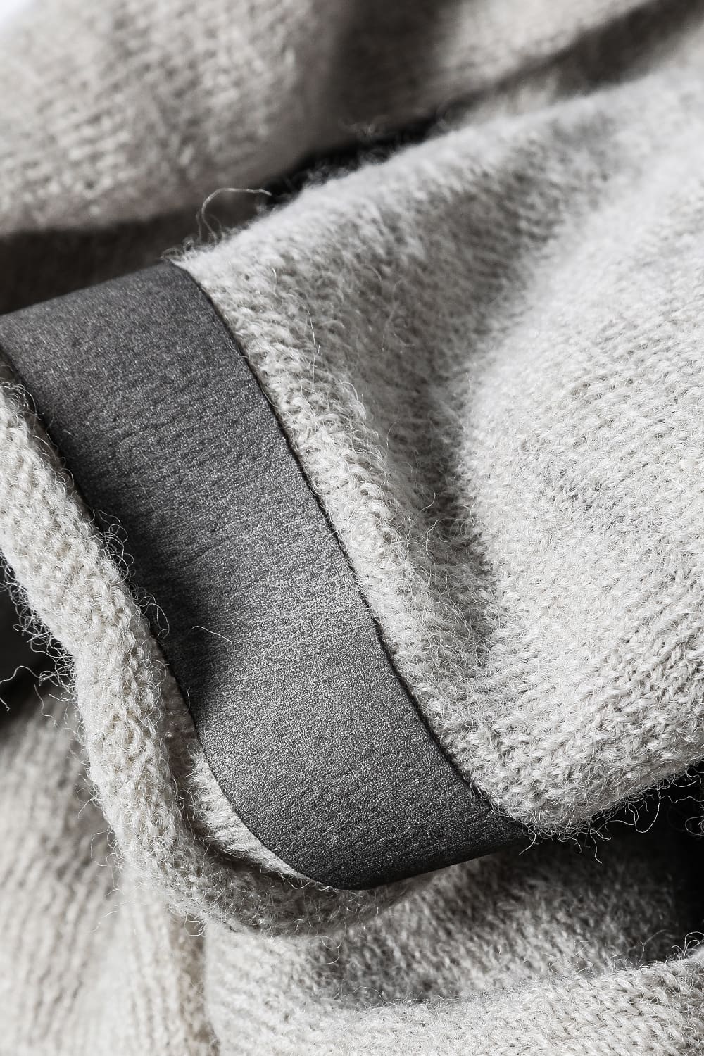 Scarf w/ Thermoadhesive Leather Tapes Beige Natural Dye