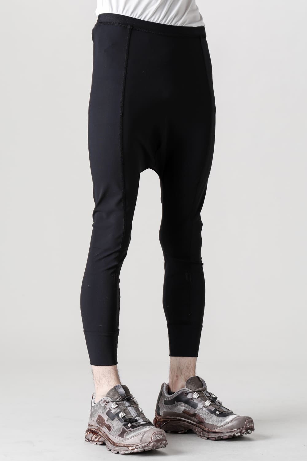 LJ1-F1136 - Black / Black