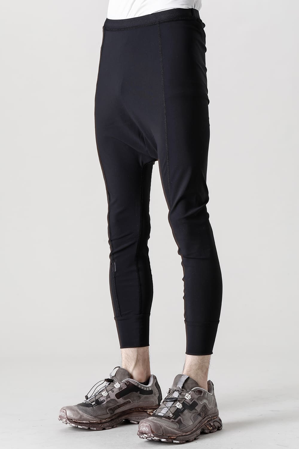 LJ1-F1136 - Black / Black