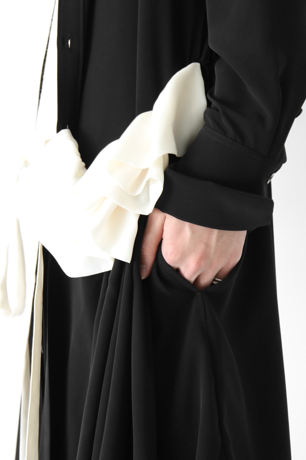 LAMBERT CREPE DE CHINE WRAP SHIRT UNSEX (BLACK)