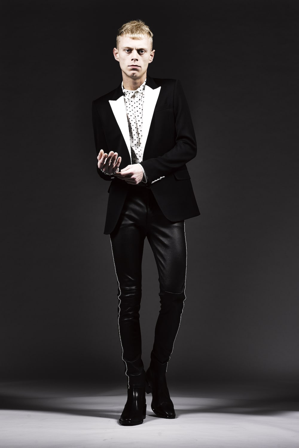 Dot print shirt Off White × Black