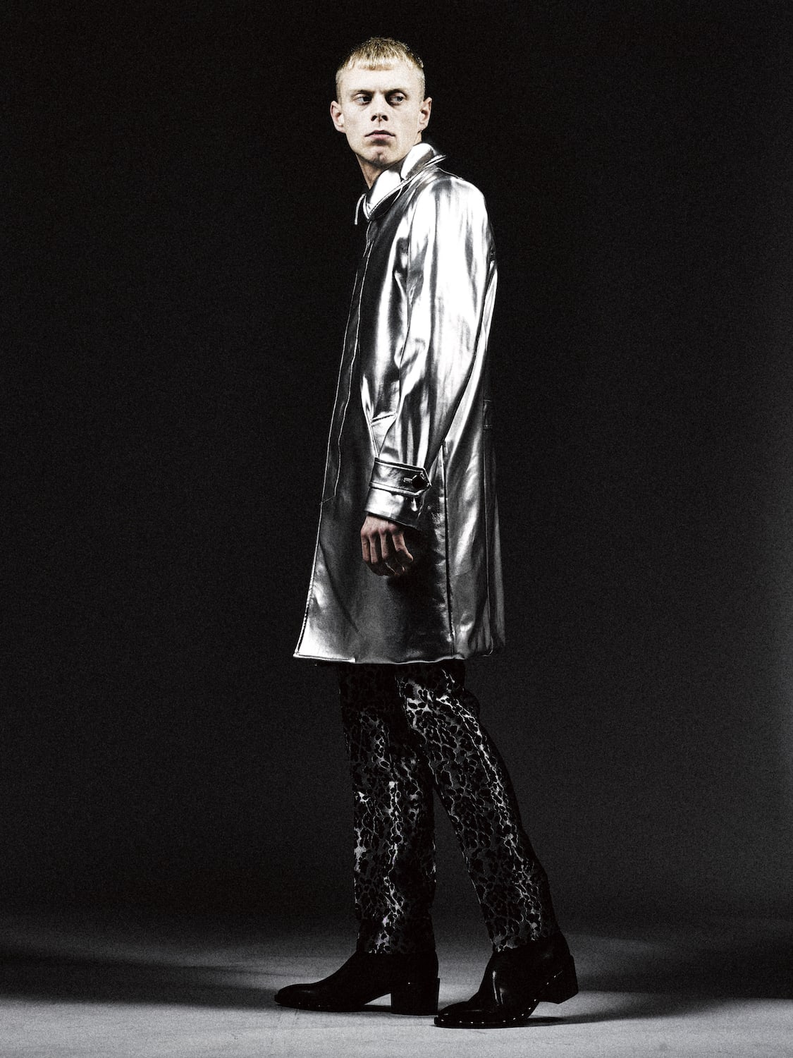 Patent faux leather soutien collar coat Silver