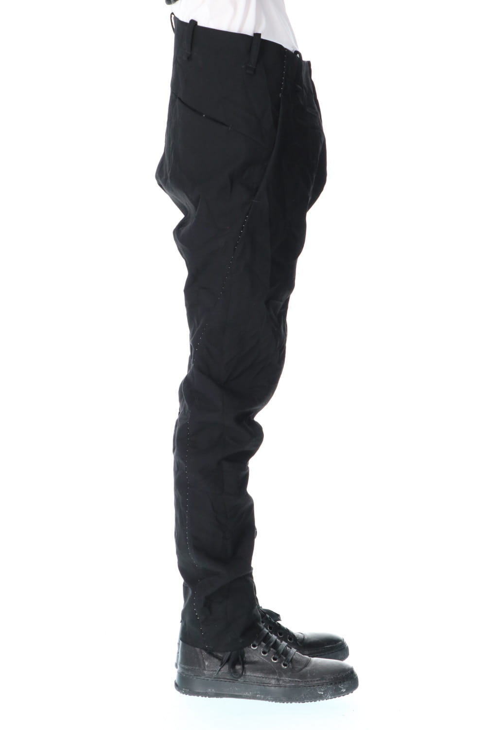 SCRUNCHED CURVED KNEE TROUSERS