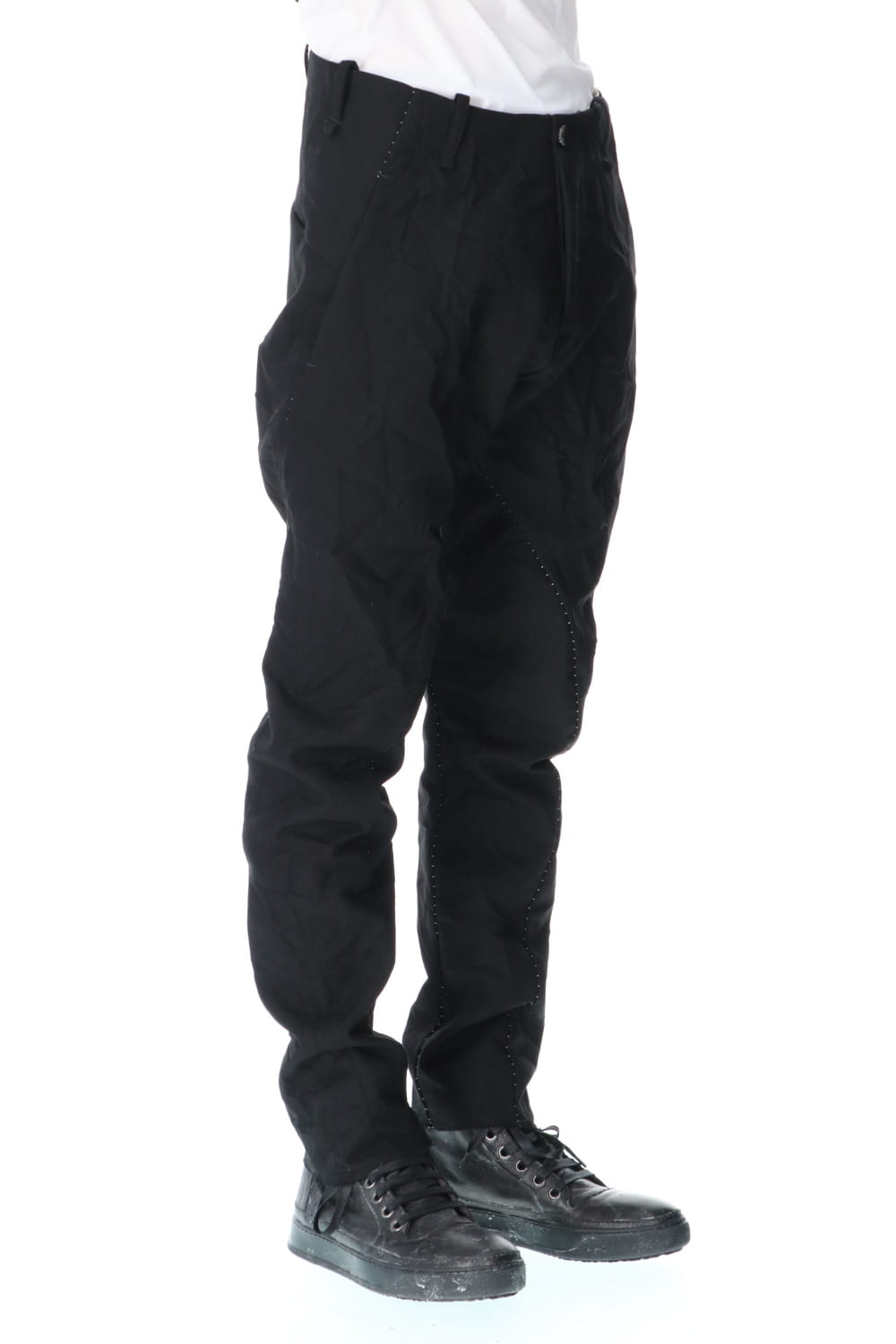 SCRUNCHED CURVED KNEE TROUSERS