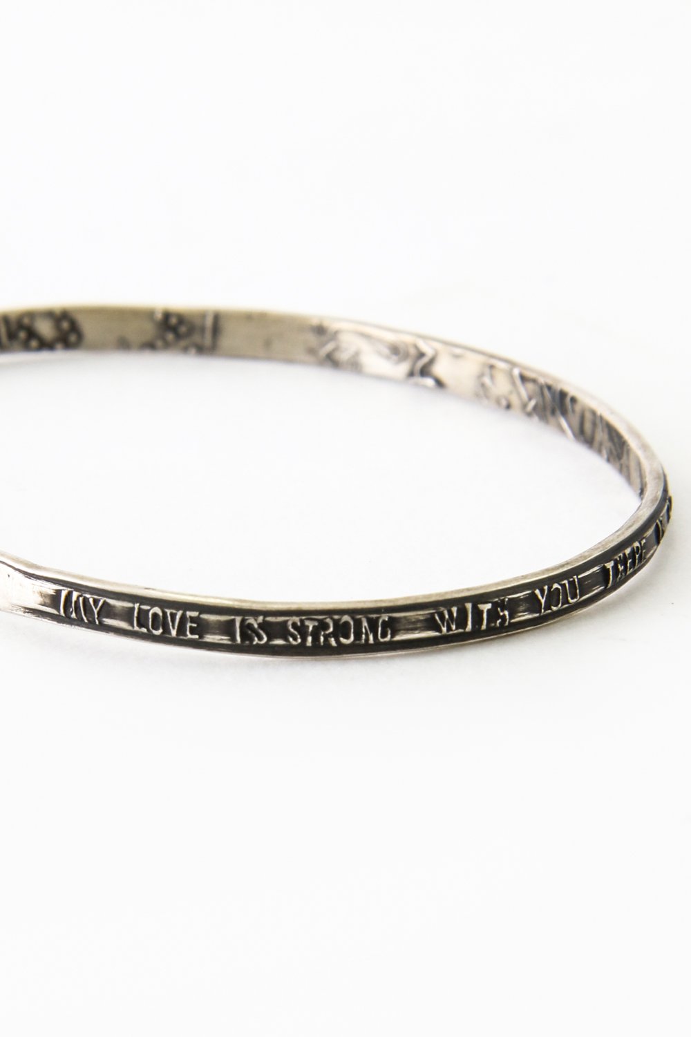 Lyrics Hook Bangle (Ly)