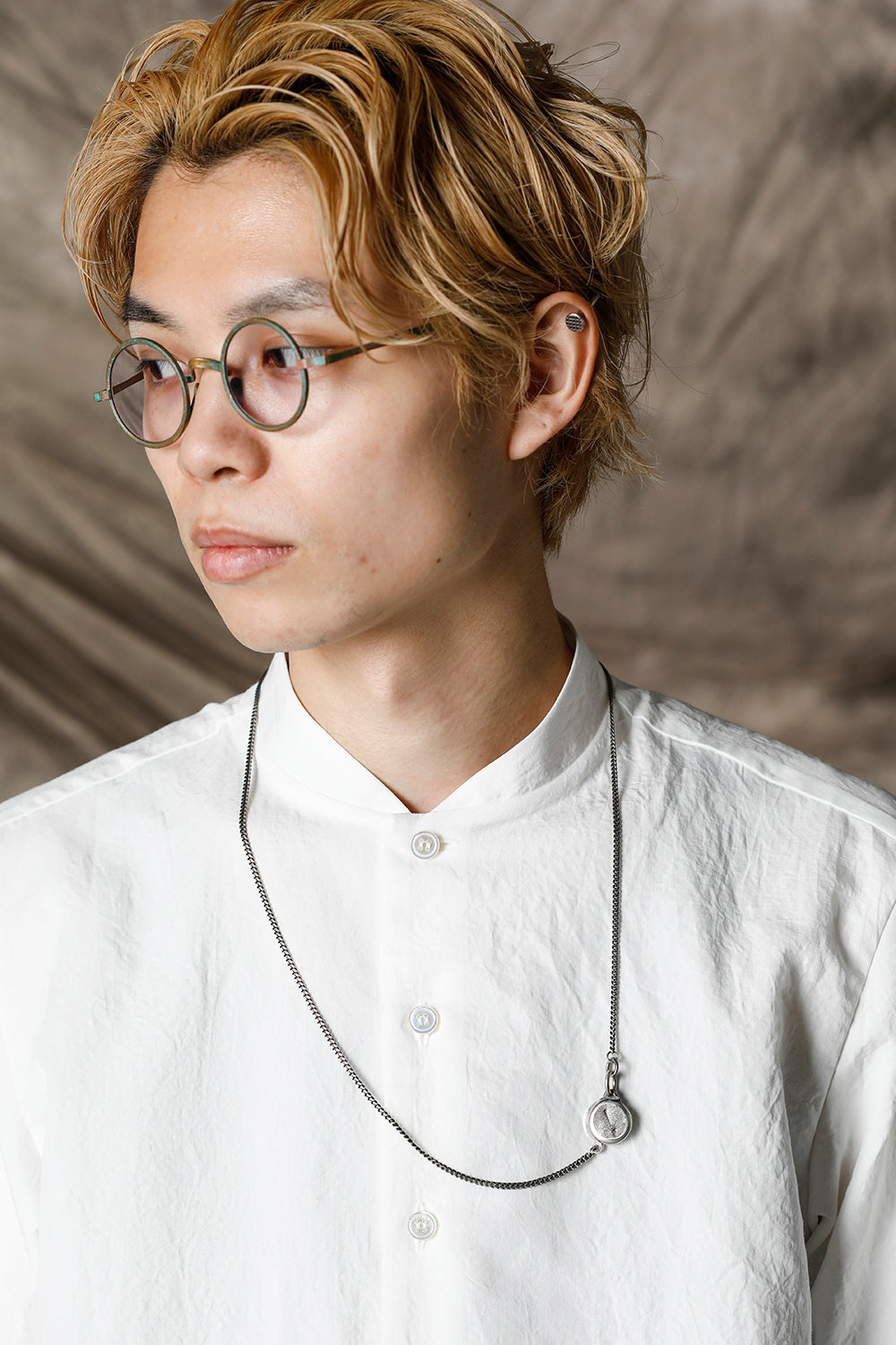 Necklace hidden plate