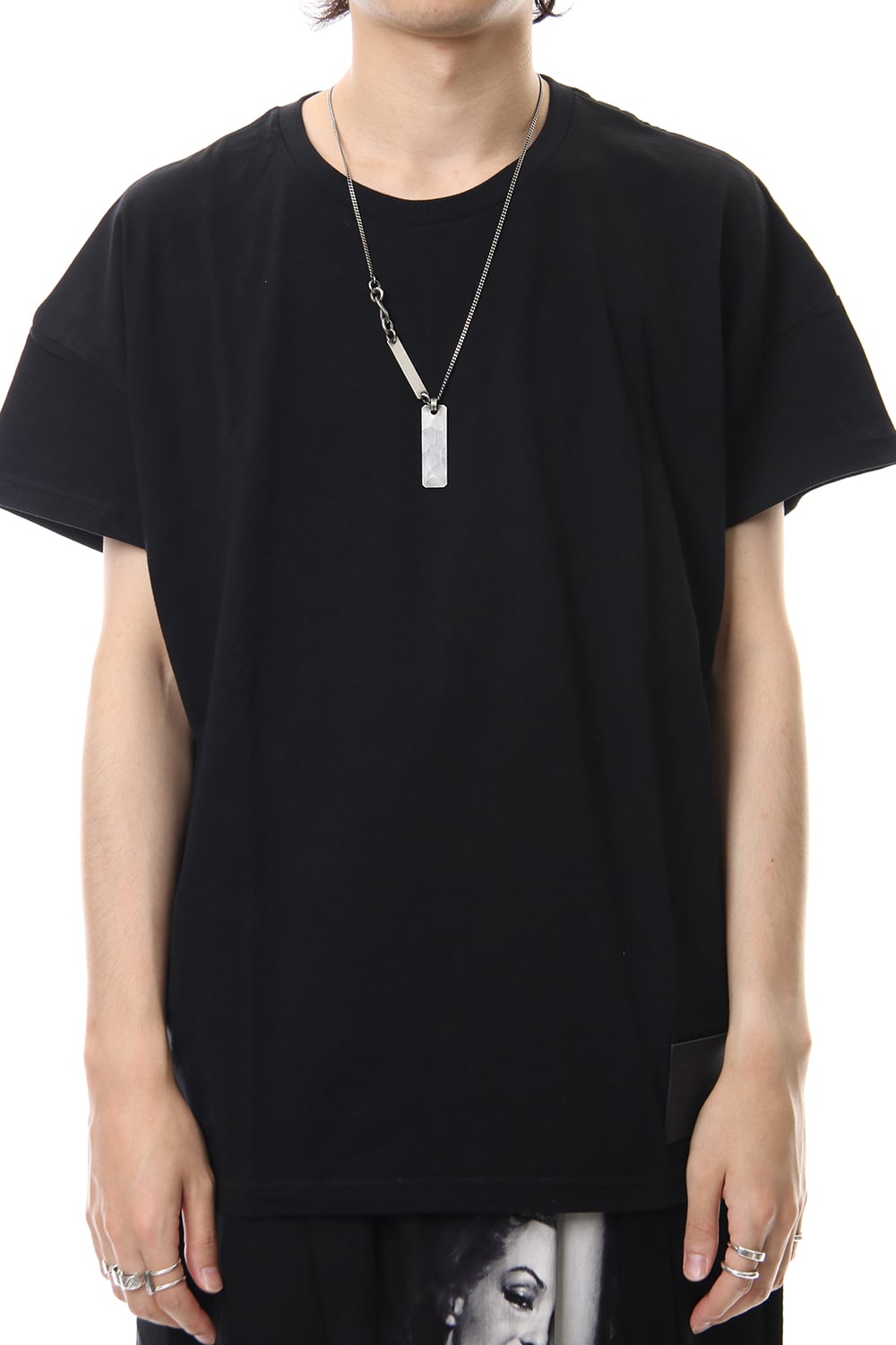 NECKLACE TAG HAMMERED